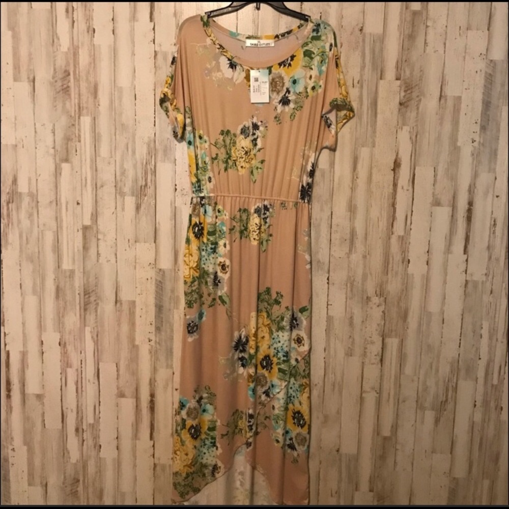Dresses for sale! Size large. Beautiful dresses.